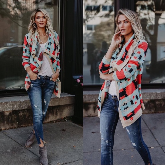 Aztec Print Cardigan - Picture 2 of 6